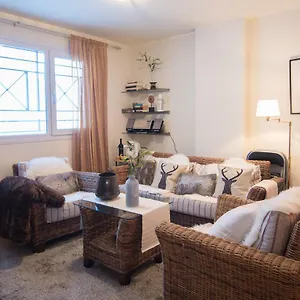 Apartamento Chezmoihomes Miramar 8 Sleeps, Serra Nevada